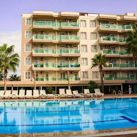 Hotel Grand Akca